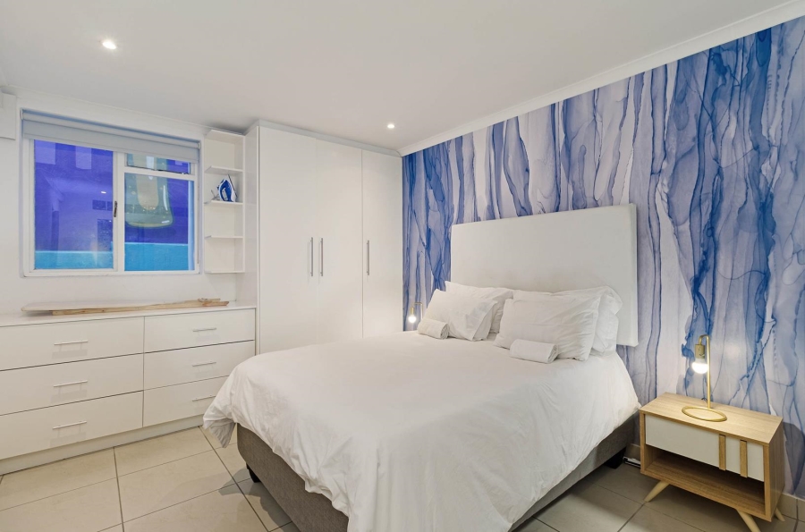 To Let 2 Bedroom Property for Rent in Sea Point Western Cape